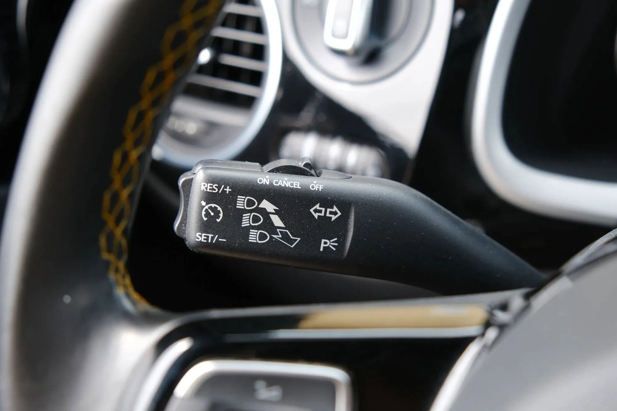 Used 2016 Volkswagen Beetle 1.8T Dune w/ Dune Technology Package image 33