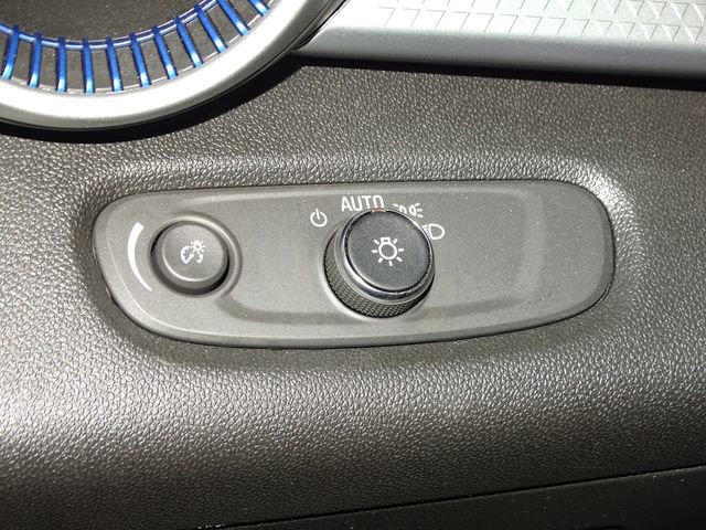 Used 2024 Chevrolet Trax LS image 18