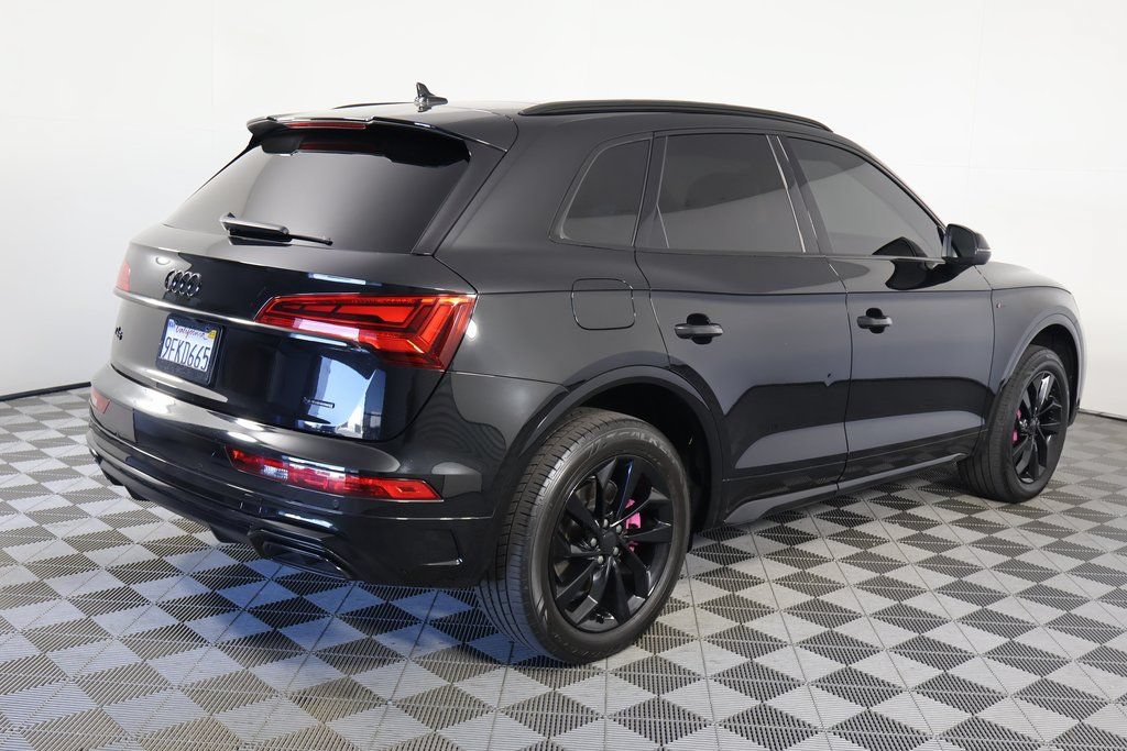 Used 2023 Audi Q5 2.0T Premium w/ Convenience Package AWD/4WD image 4