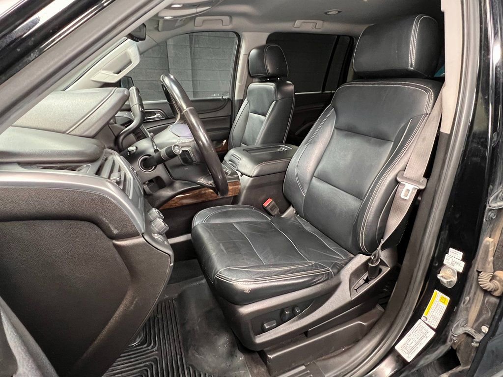 Used 2019 Chevrolet Suburban LS image 3