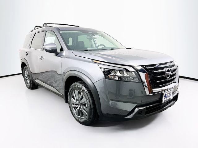 New 2025 Nissan Pathfinder SV