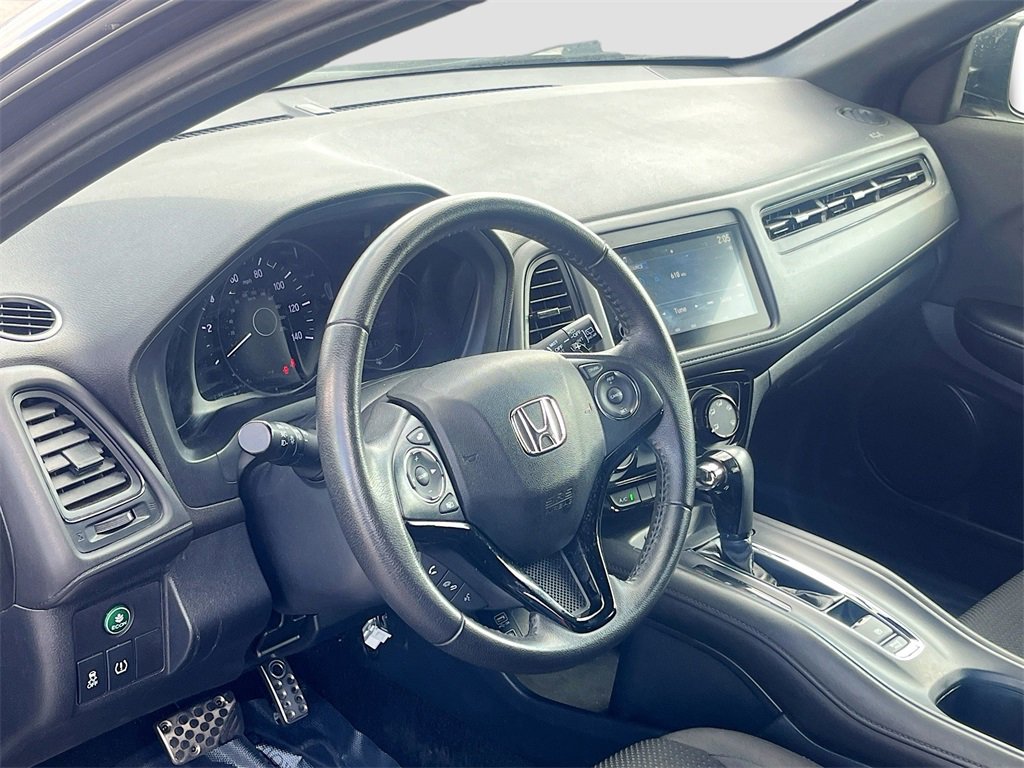 Used 2021 Honda HR-V Sport image 9