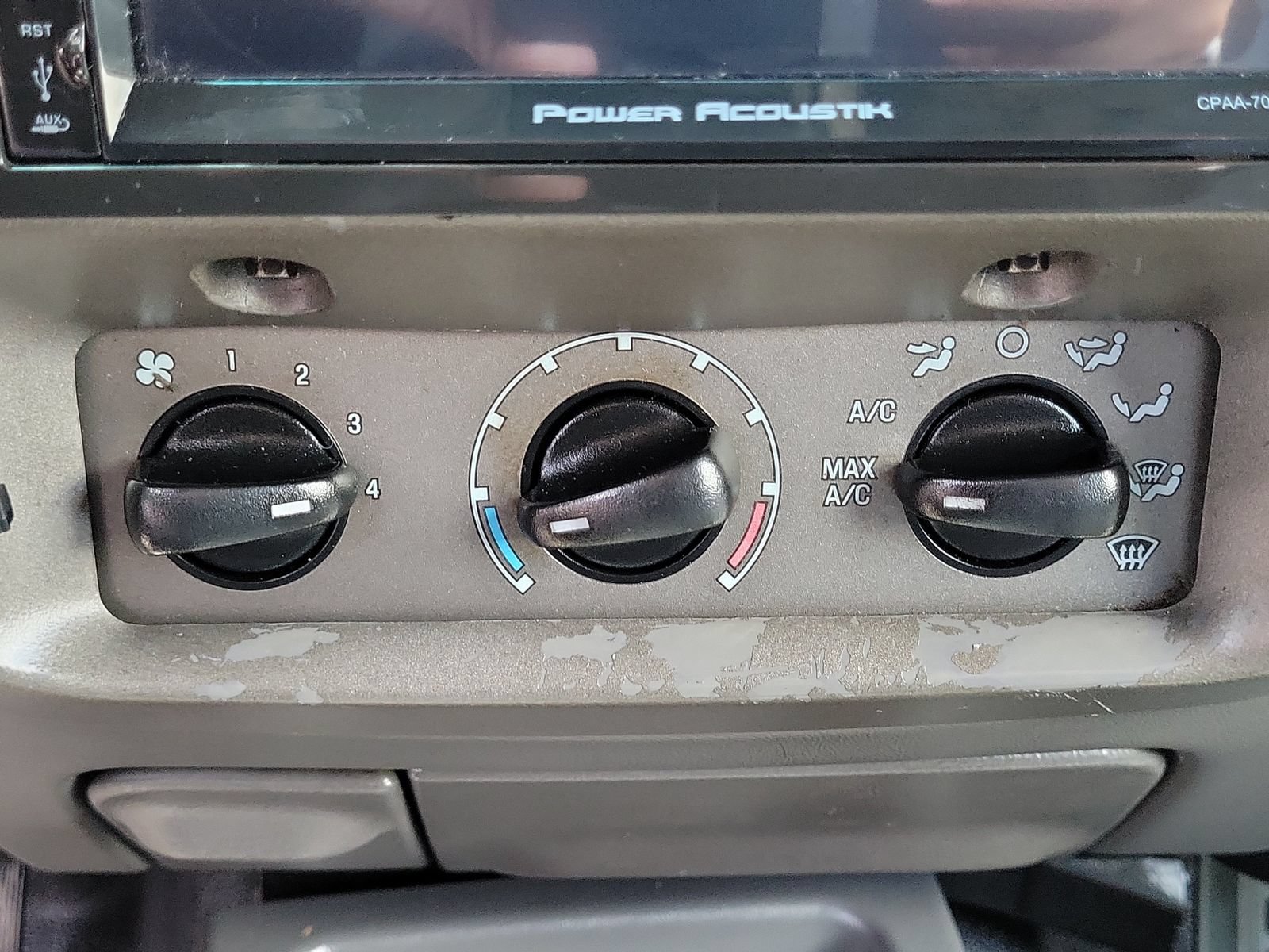 Used 2001 Ford Explorer Sport Trac 4x4 image 26