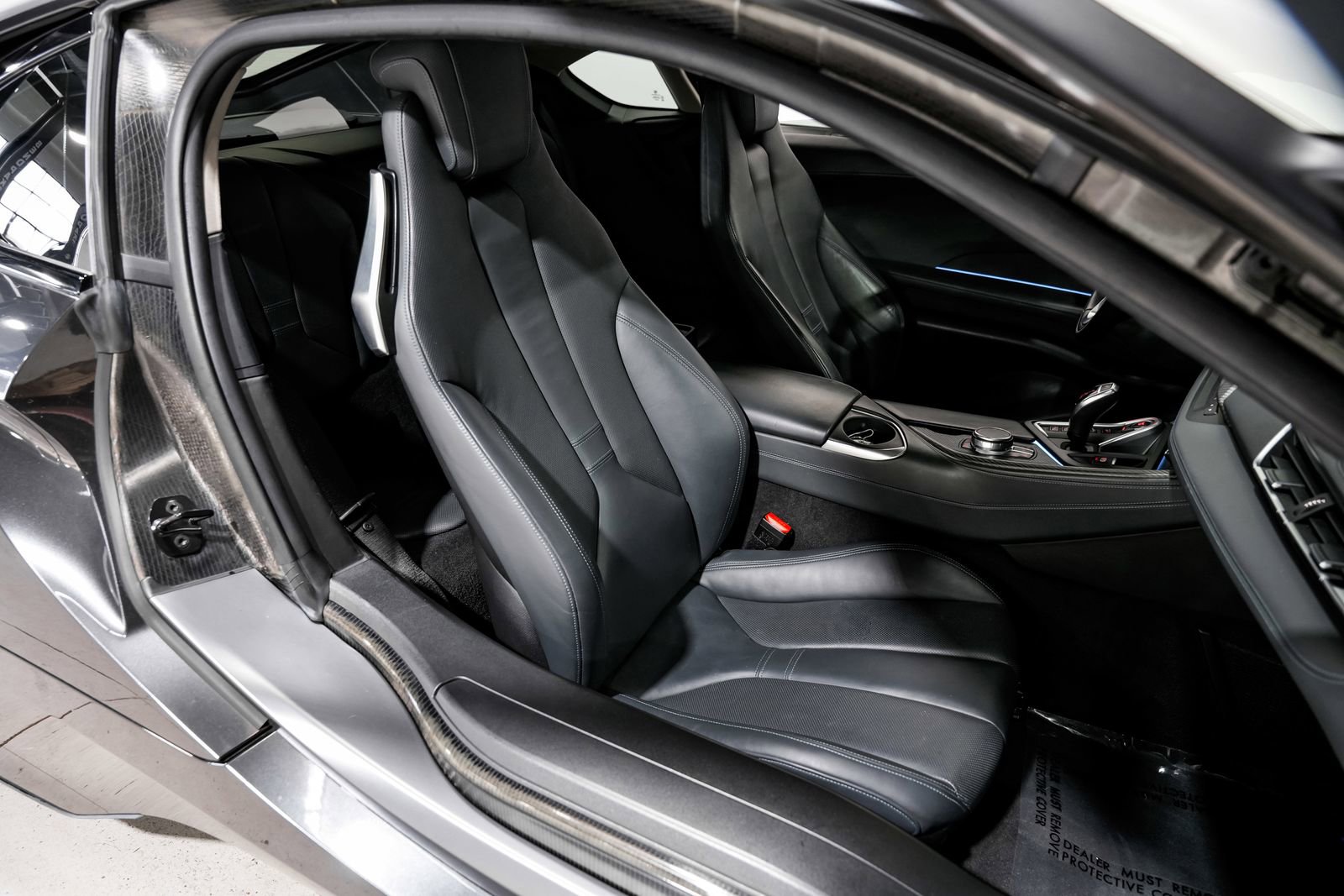 Used 2019 BMW i8 Coupe AWD/4WD image 24
