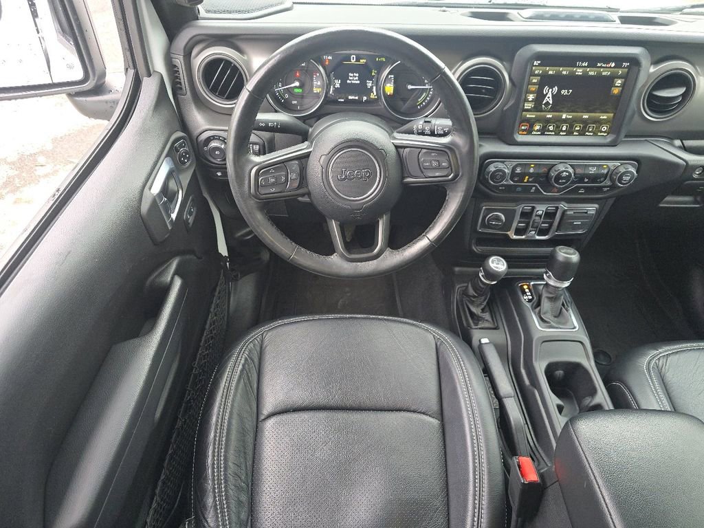 Used 2023 Jeep Wrangler Unlimited w/ Cold Weather Group AWD/4WD image 25