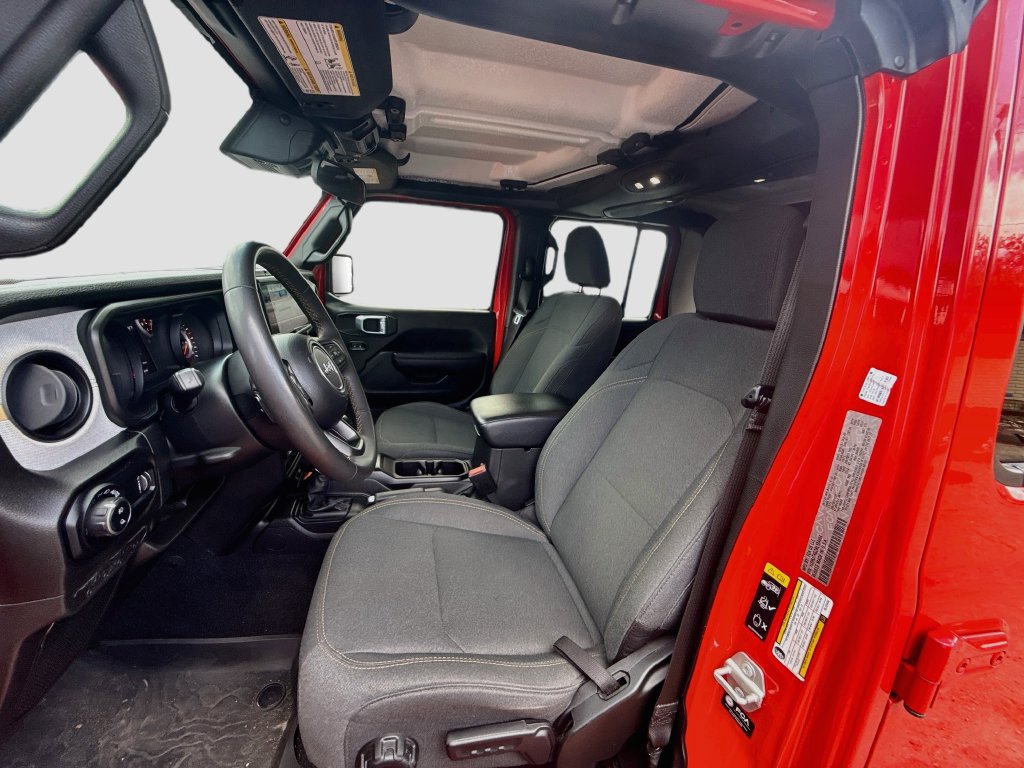 Used 2024 Jeep Gladiator Sport AWD/4WD image 23
