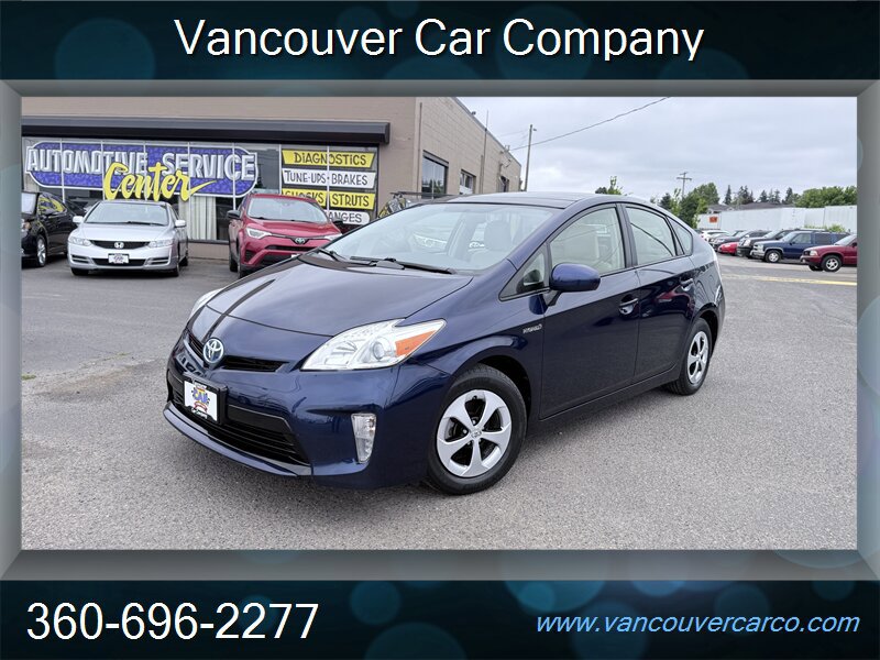 Used 2012 Toyota Prius Three w/ Solar Roof Pkg FWD image 3