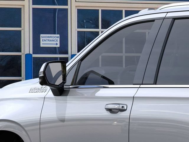 New 2026 Chevrolet Tahoe High Country AWD/4WD image 12