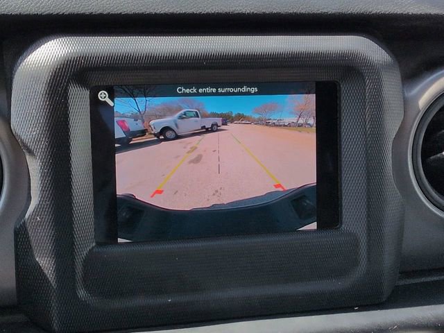 Used 2021 Jeep Gladiator Sport image 27