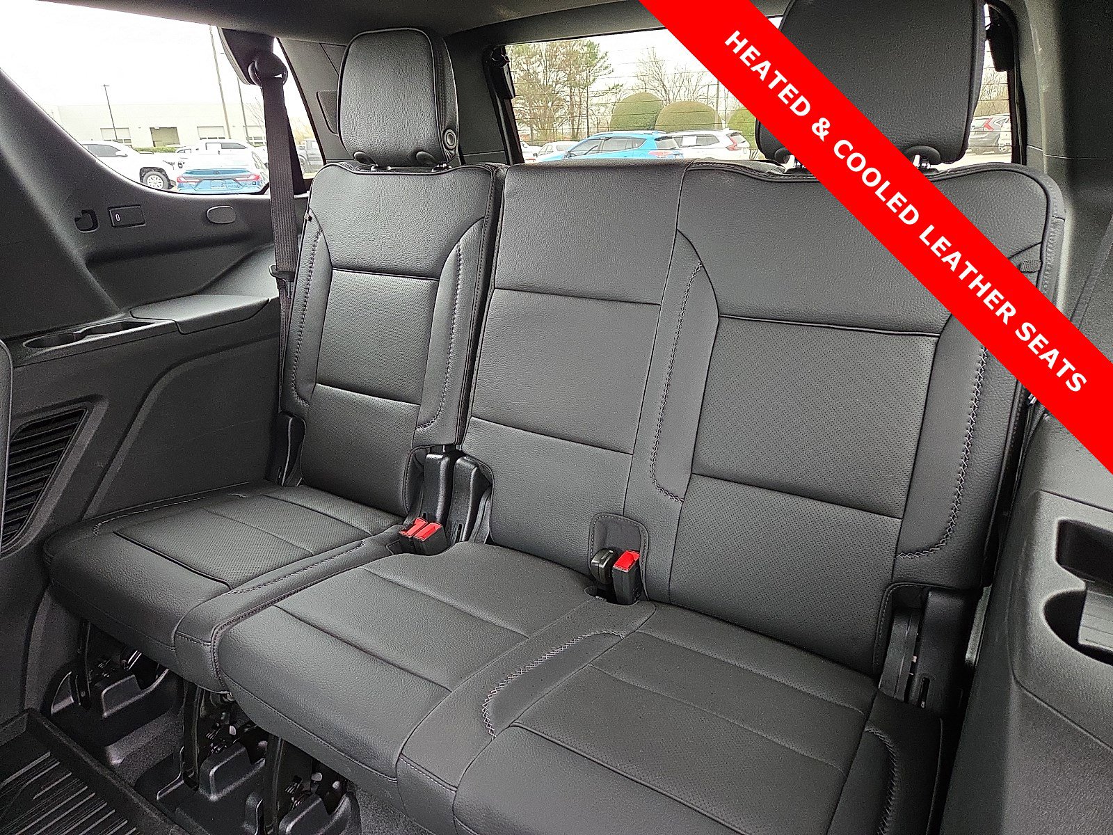 Used 2024 GMC Yukon Denali w/ LPO, Floor Liner Package AWD/4WD image 10