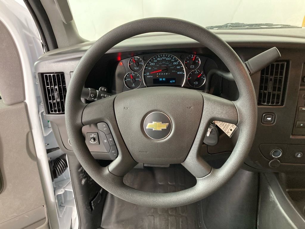 New 2026 Chevrolet Express 3500 w/ Power Convenience Package image 7