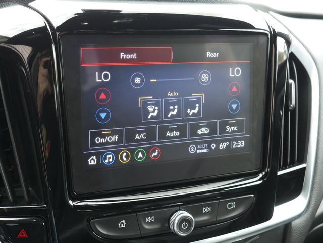 Used 2022 Chevrolet Traverse LT w/ LT Premium Package image 22