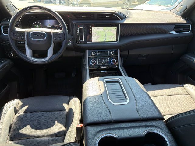 Used 2024 GMC Yukon XL Denali w/ Advanced Technology Package AWD/4WD image 24