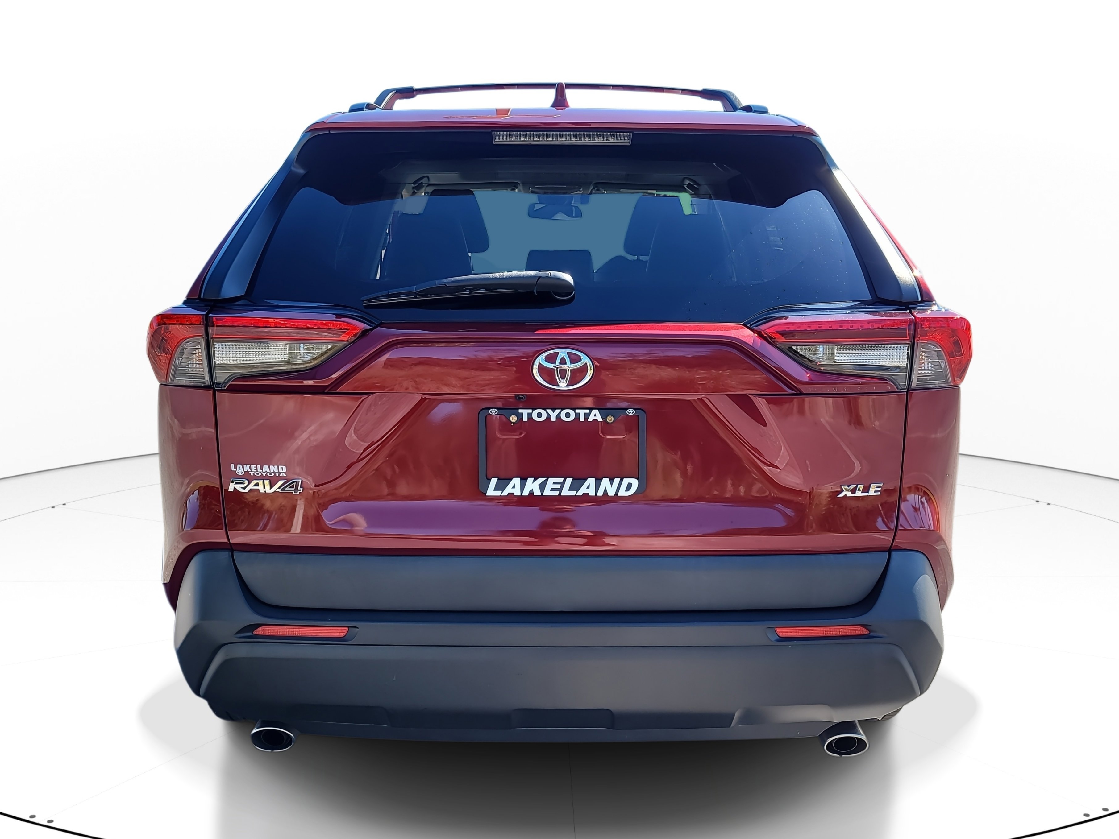 Used 2020 Toyota RAV4 XLE Premium image 6