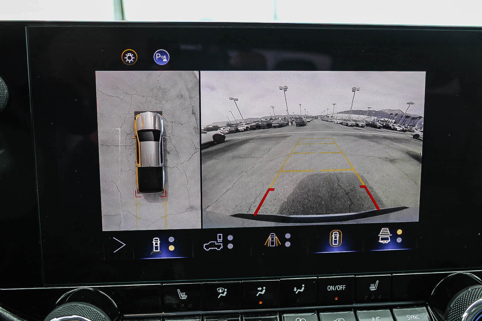 Used 2025 Chevrolet Colorado LT w/ LT Convenience Package image 22