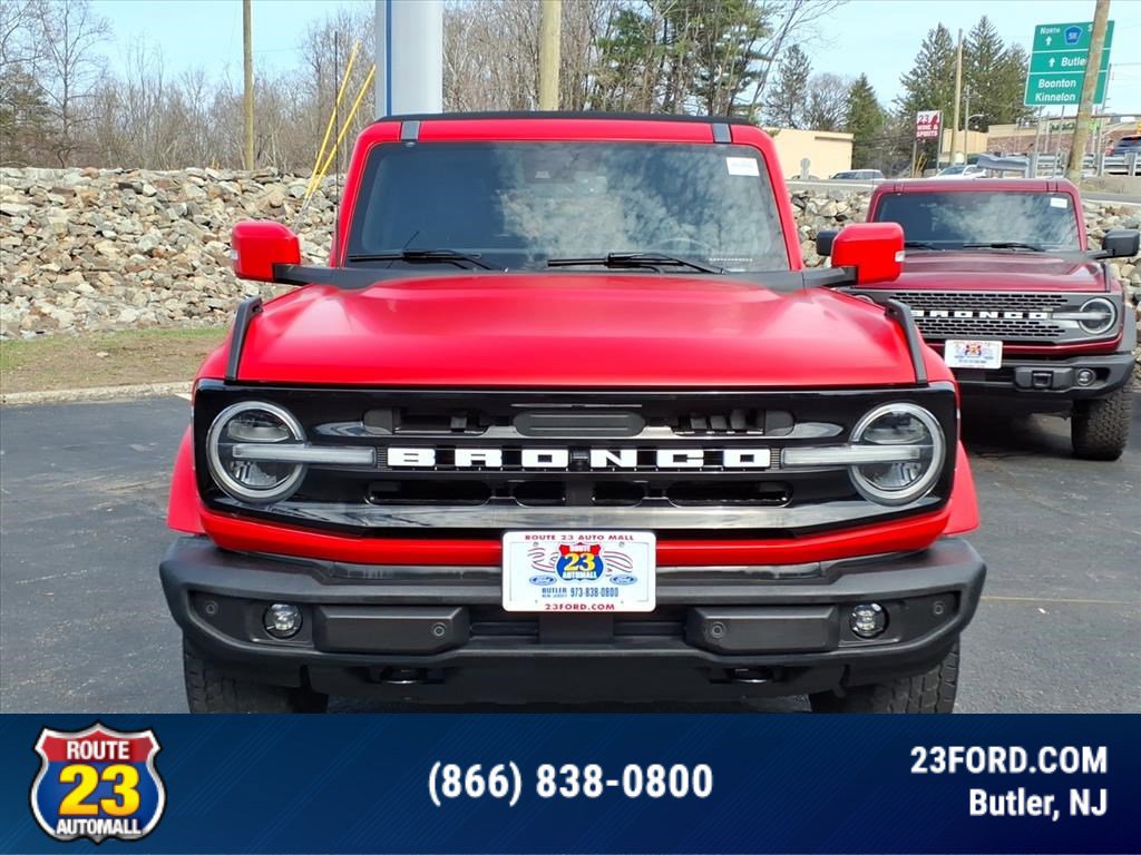 Certified 2022 Ford Bronco Outer Banks image 2