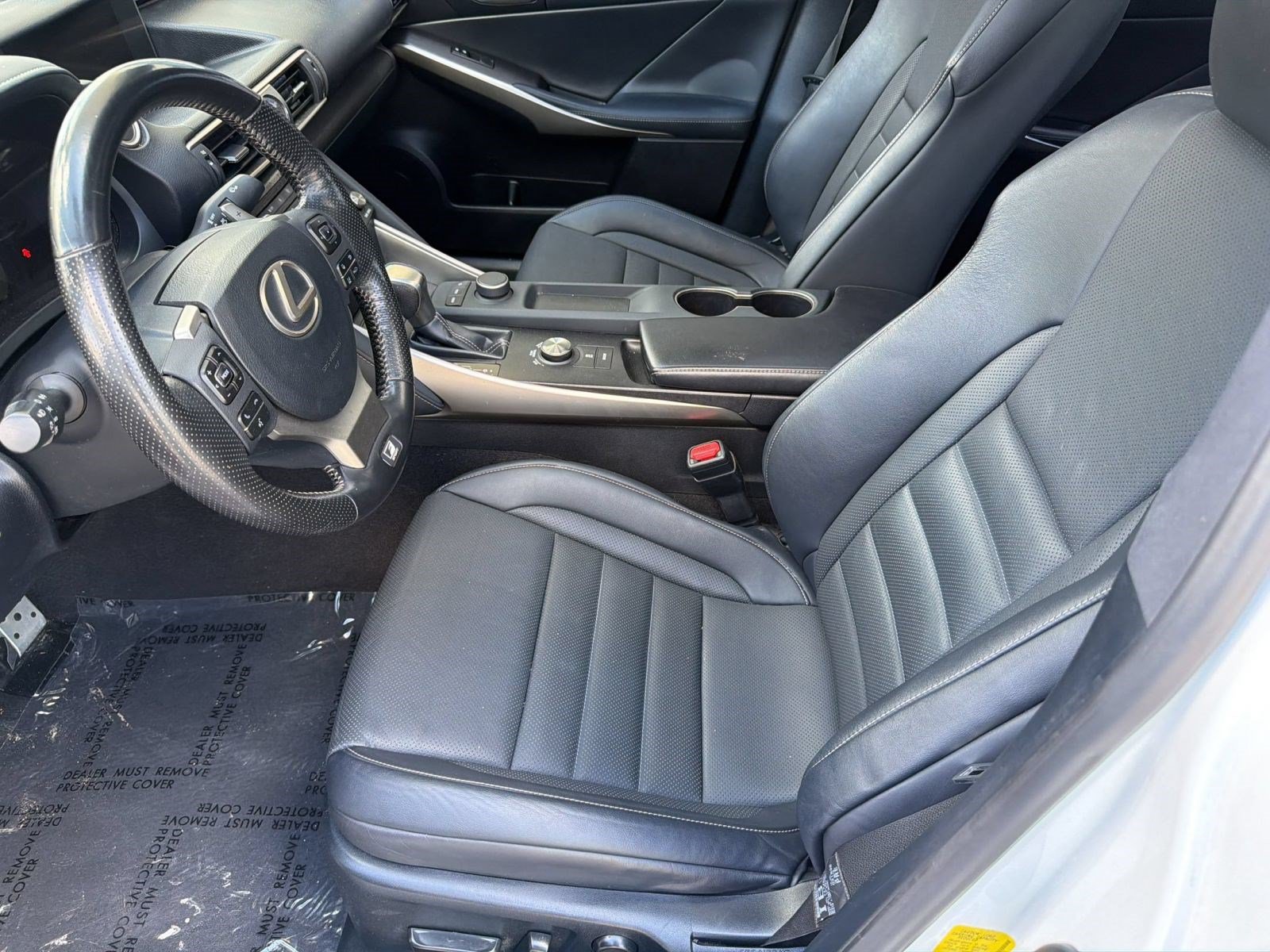 Used 2019 Lexus IS 300 F Sport w/ F Sport Package RWD image 5