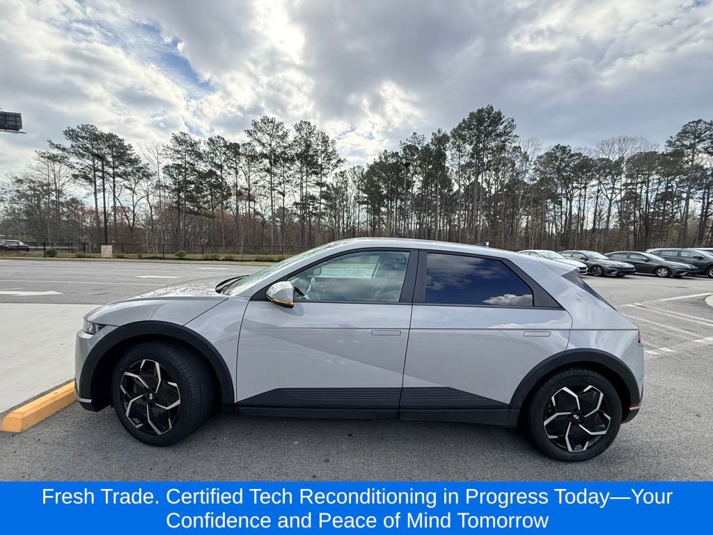 Used 2024 Hyundai Ioniq 5 SEL image 2
