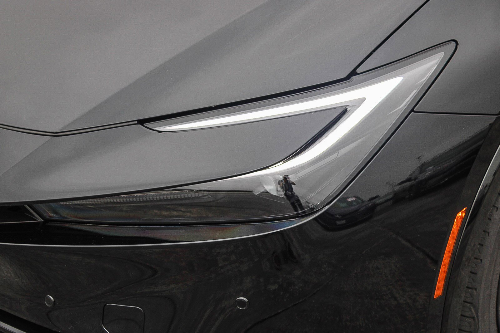 New 2026 Toyota Prius Plug-In Hybrid FWD image 5