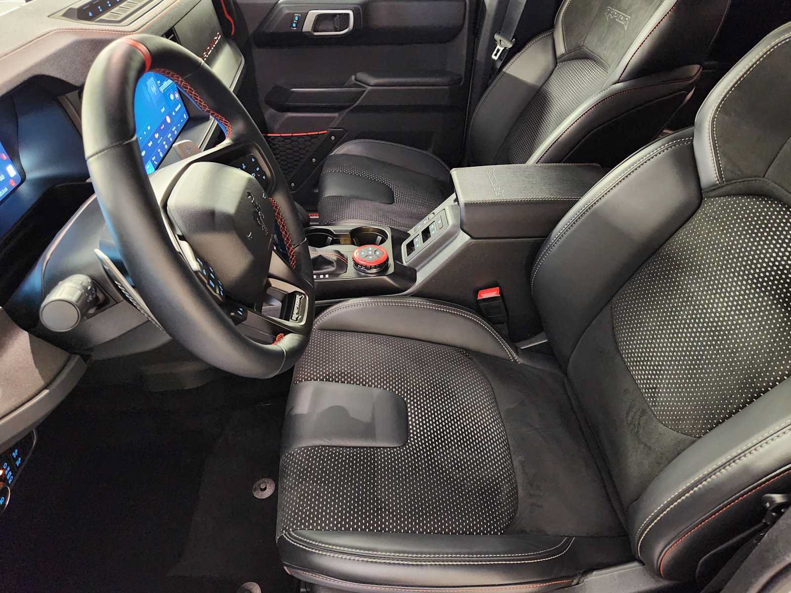 Used 2025 Ford Bronco Raptor AWD/4WD image 14