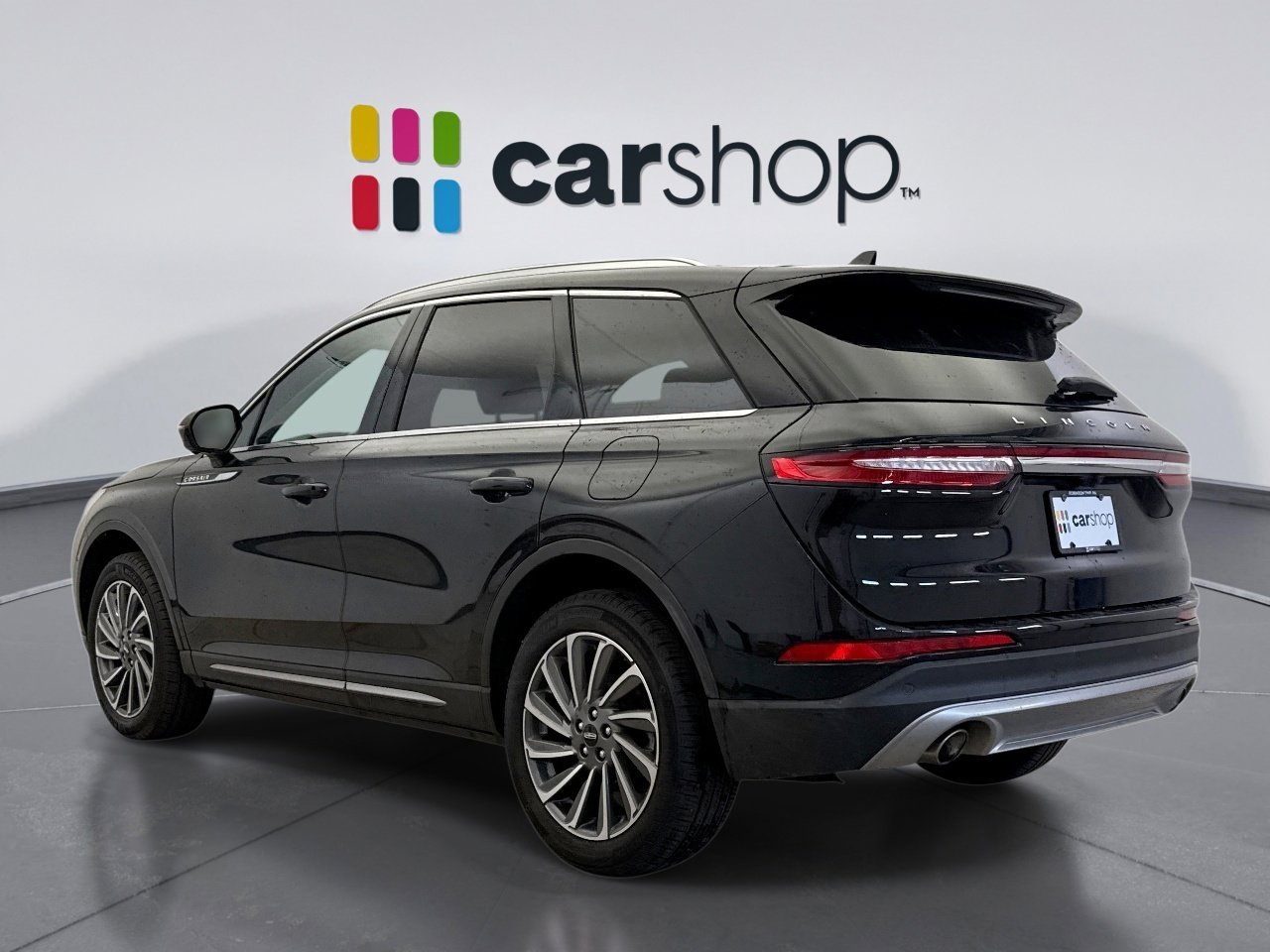 Used 2024 Lincoln Corsair Reserve w/ Equipment Group 201A AWD/4WD image 3