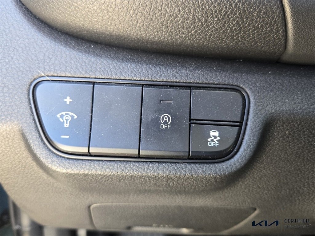 Certified 2024 Kia Seltos EX image 32