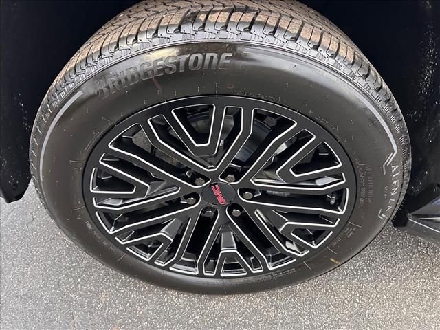 New 2026 GMC Yukon XL Elevation image 14