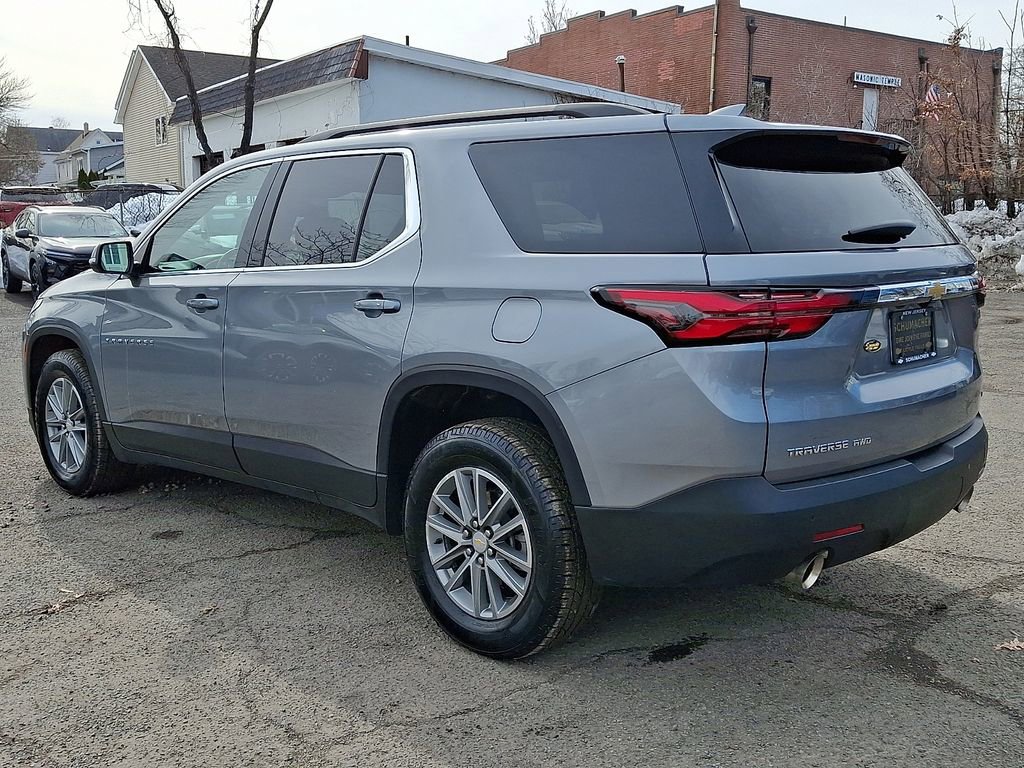 Used 2023 Chevrolet Traverse LT image 6