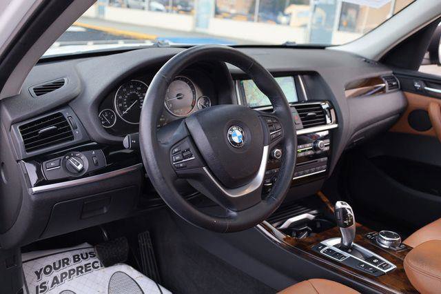 Used 2016 BMW X3 xDrive28i AWD/4WD image 14