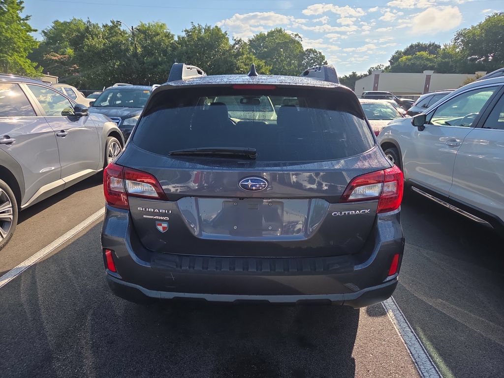 Used 2016 Subaru Outback 2.5i Limited AWD/4WD image 6