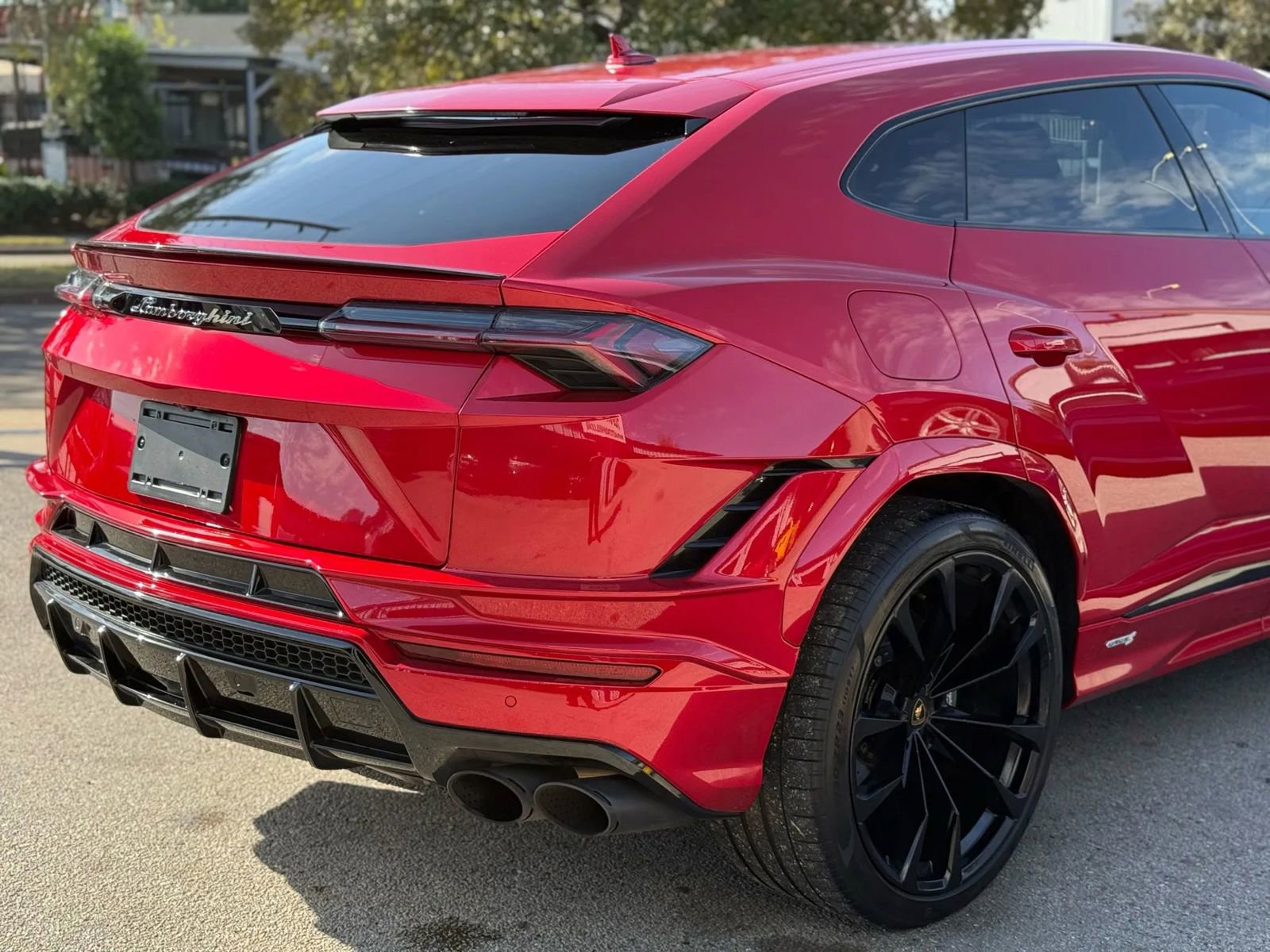 Used 2023 Lamborghini Urus S AWD/4WD image 34