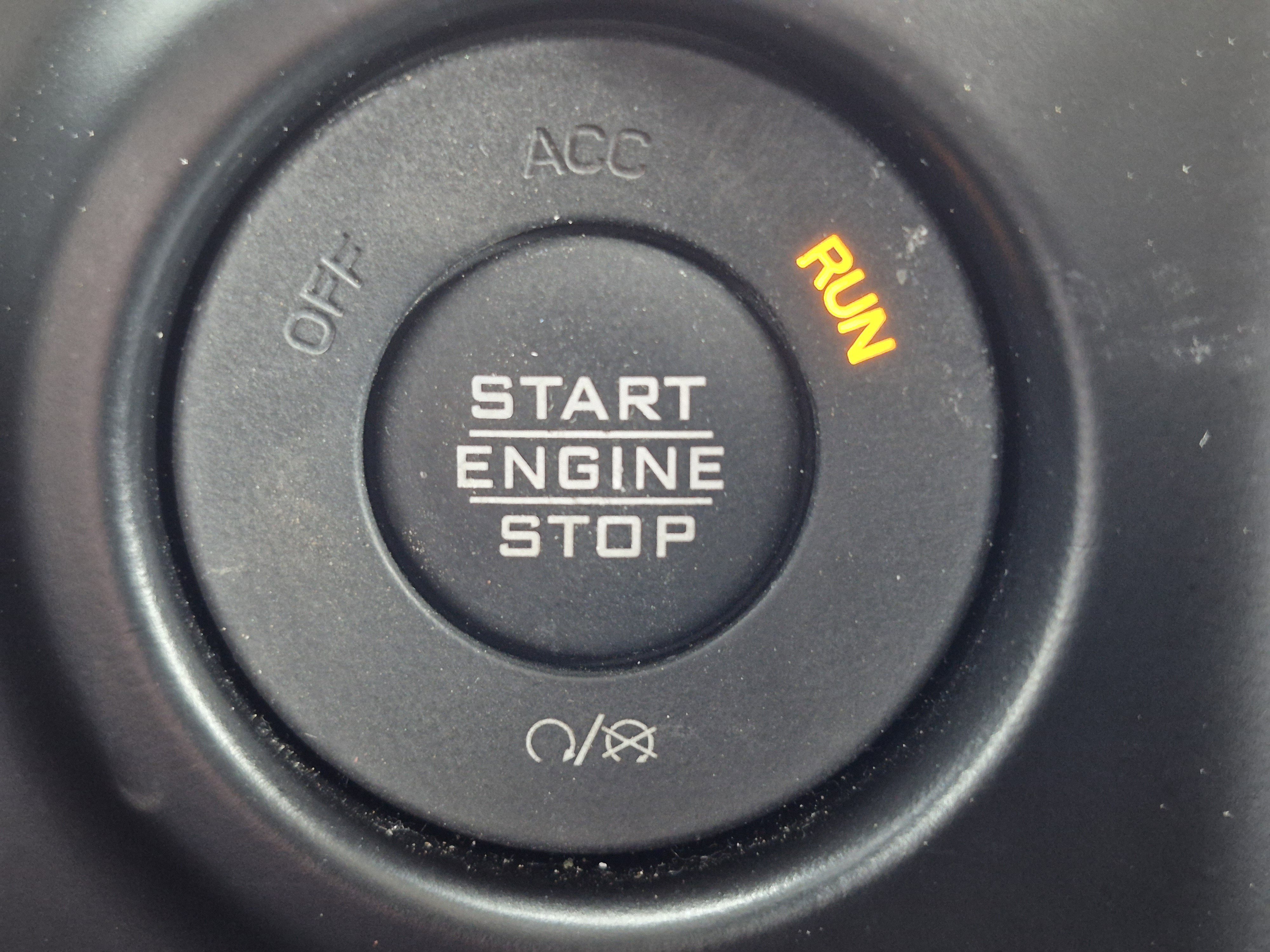 Used 2021 Jeep Wrangler Sahara w/ Cold Weather Group image 26