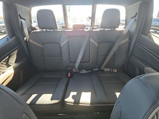 New 2026 GMC Canyon Denali w/ LPO, Denali Black Edition image 25