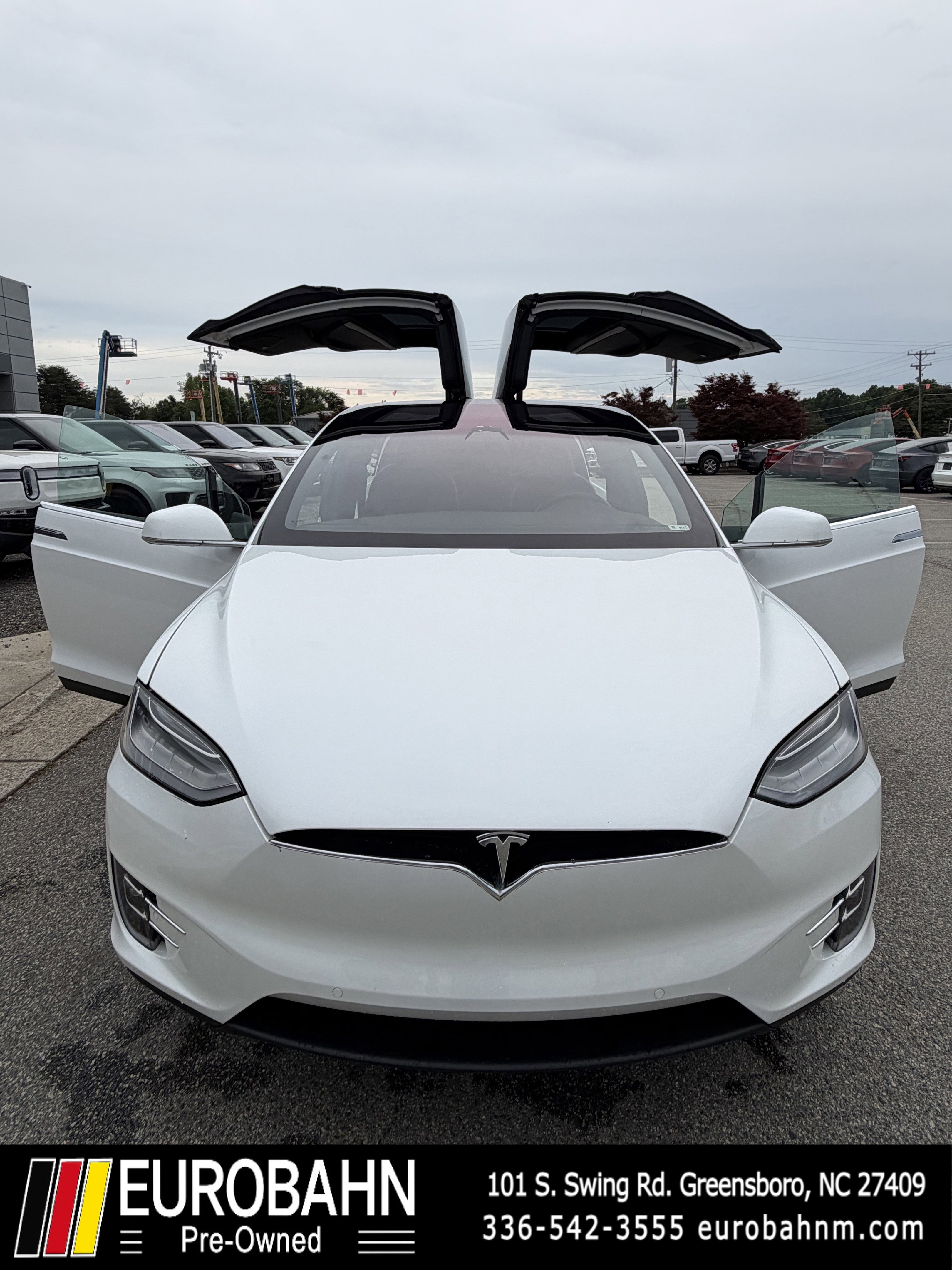 Used 2020 Tesla Model X Long Range AWD/4WD image 18