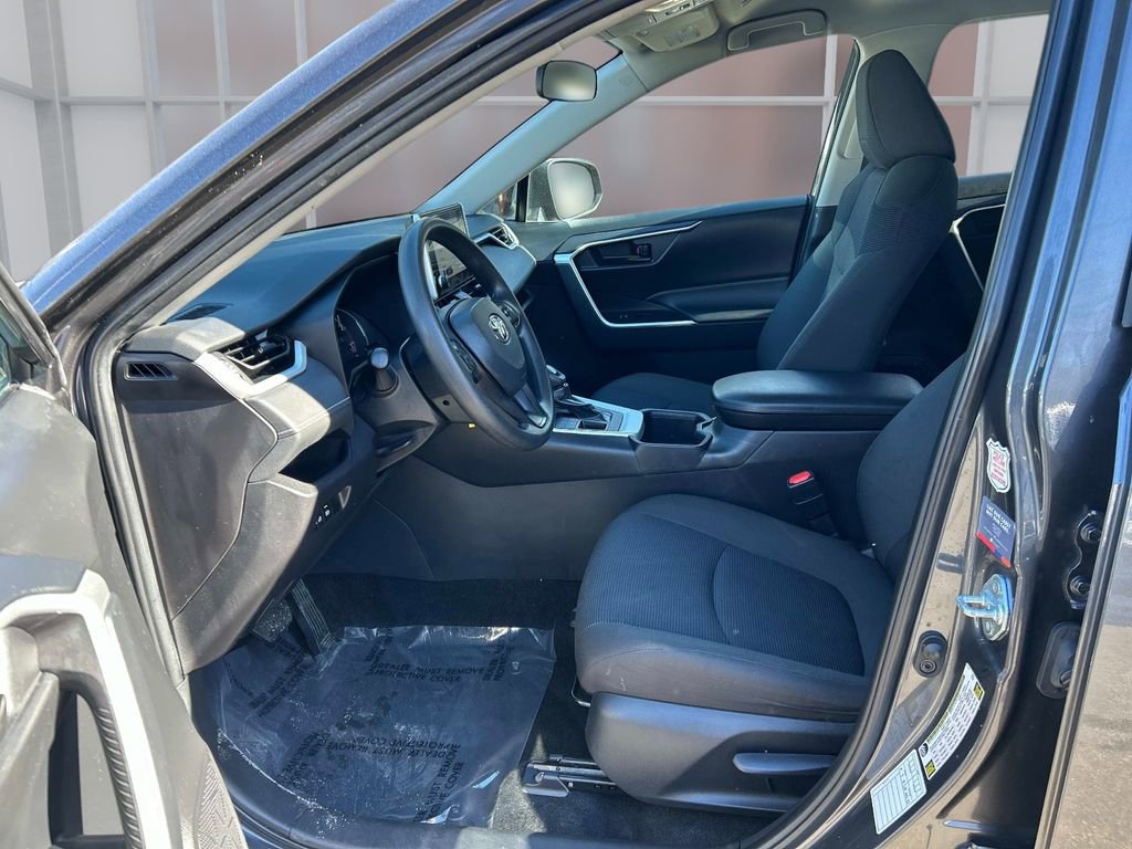 Used 2024 Toyota RAV4 LE image 11