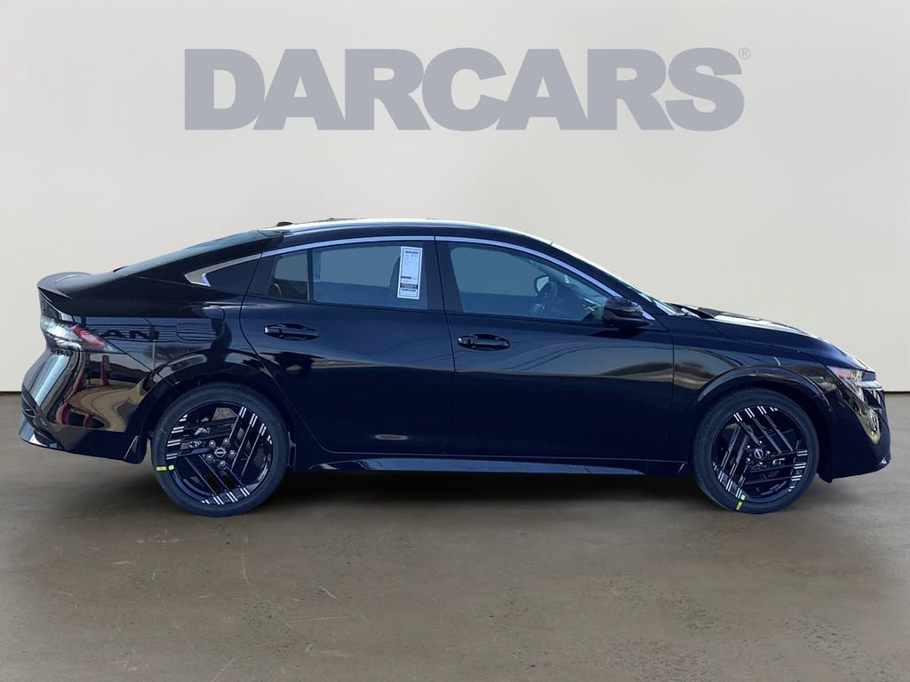New 2026 Nissan Sentra SR w/ SR Premium Package FWD image 8