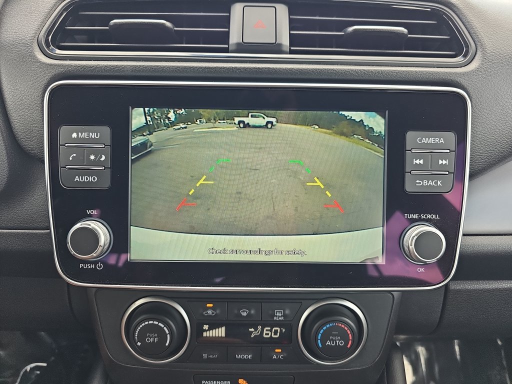 Used 2025 Nissan Leaf S FWD image 23