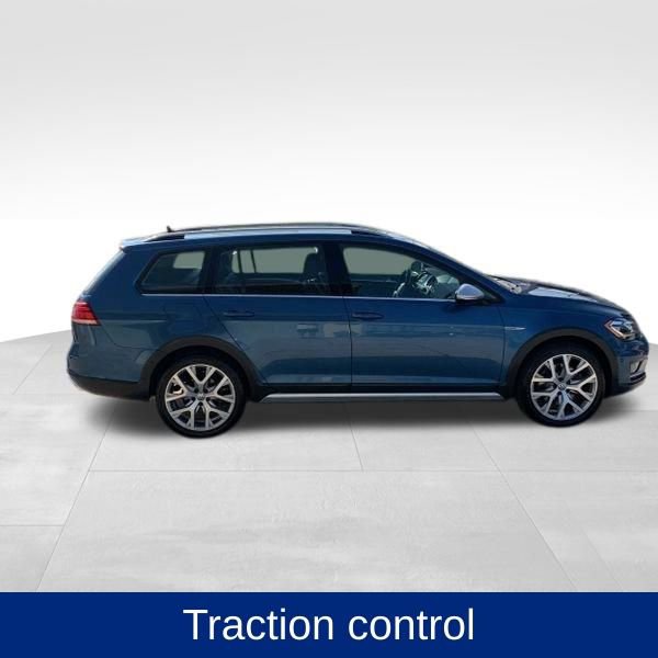 Used 2018 Volkswagen Golf Alltrack SE image 6