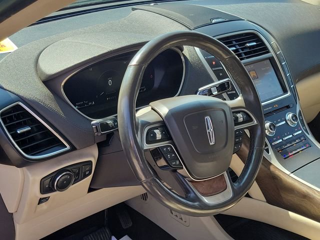 Used 2020 Lincoln Nautilus Reserve w/ Equipment Group 201A FWD image 10