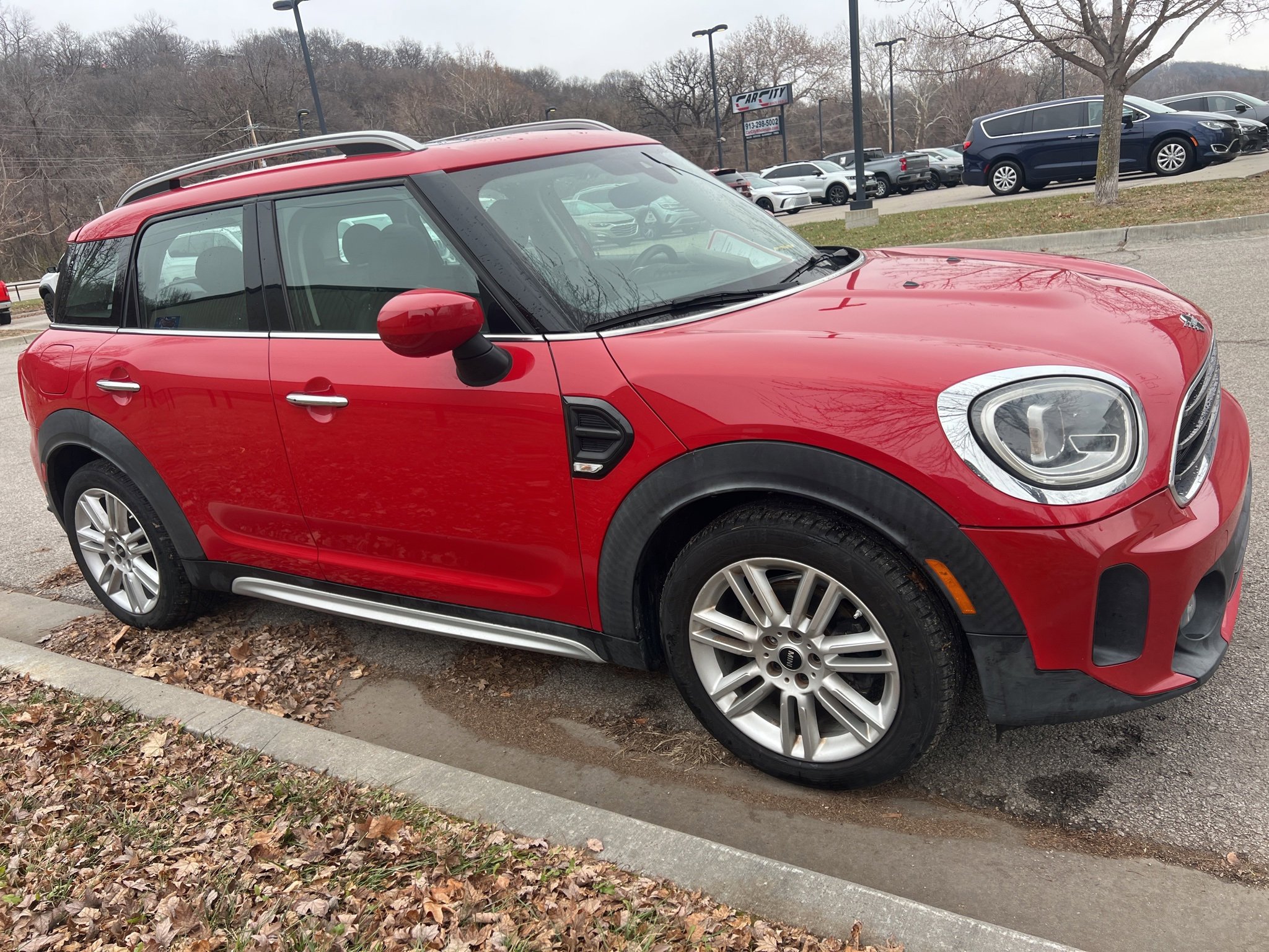 Used 2022 MINI Cooper Countryman image 3