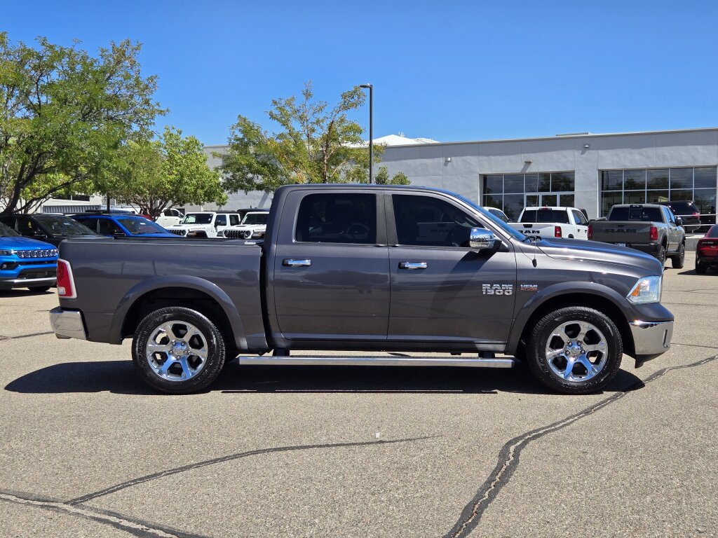 Used 2016 RAM 1500 Laramie w/ Convenience Group AWD/4WD image 2