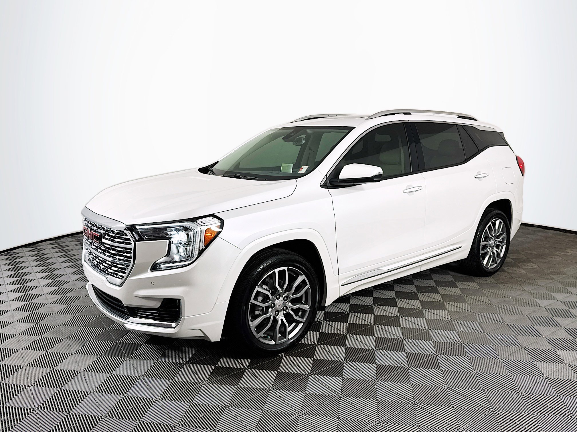 Certified 2022 GMC Terrain Denali