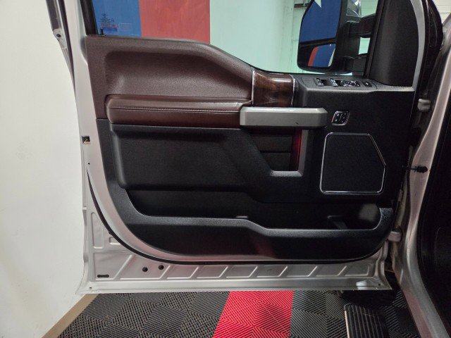 Used 2017 Ford F250 Platinum w/ Platinum Ultimate Package AWD/4WD image 34