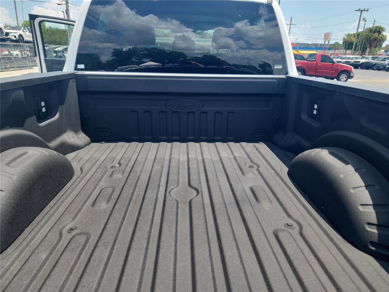Certified 2024 Ford F250 XLT w/ FX4 Off-Road Package AWD/4WD image 21
