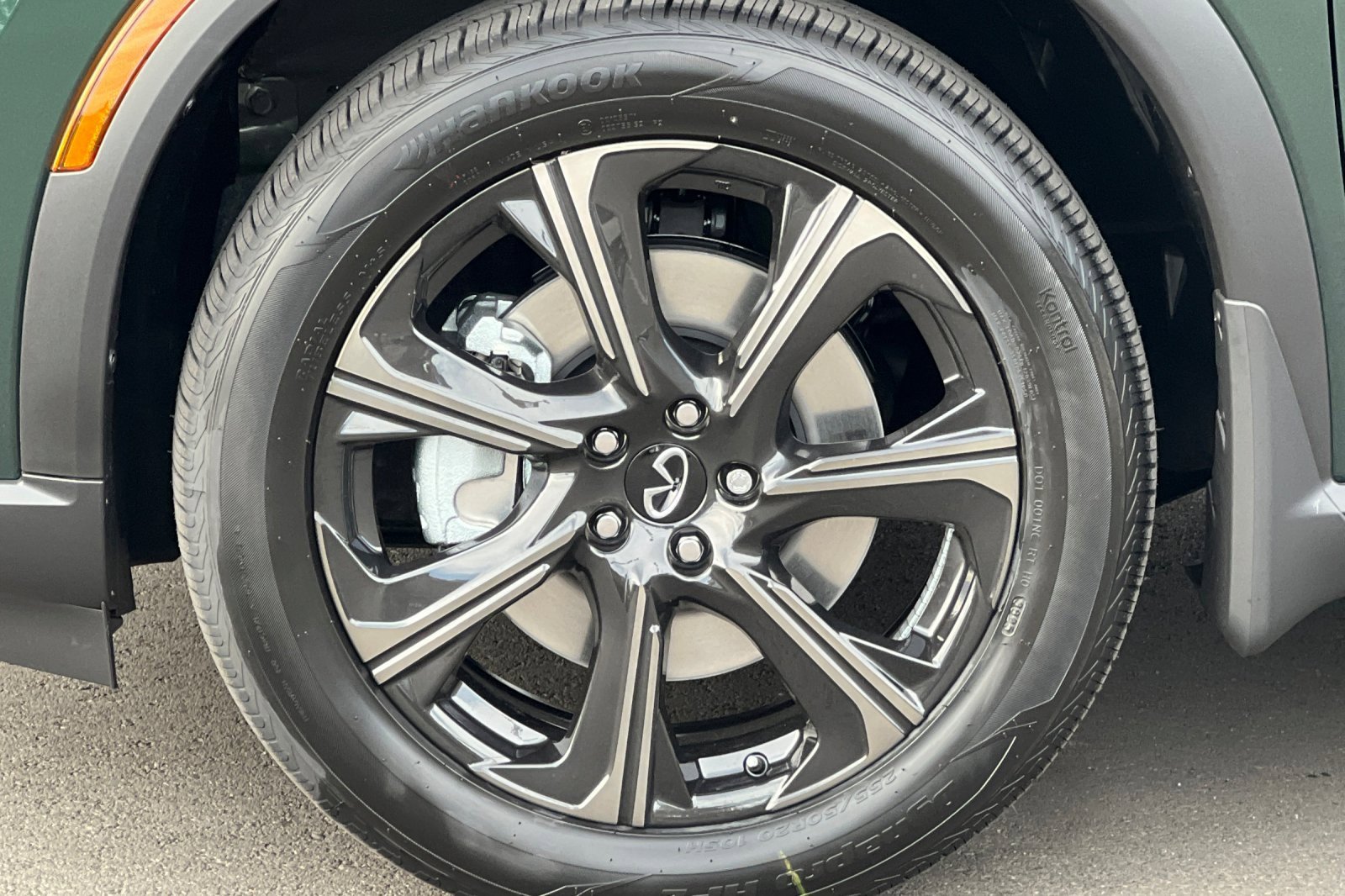 New 2026 INFINITI QX60 Autograph w/ Dark Cargo Package image 32