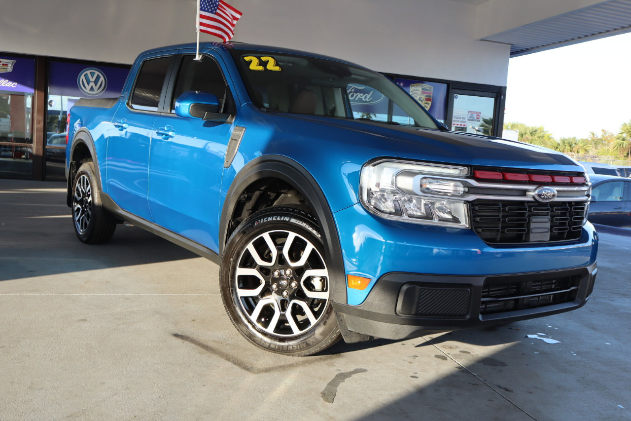 Used 2022 Ford Maverick Lariat w/ Lariat Luxury Package image 3