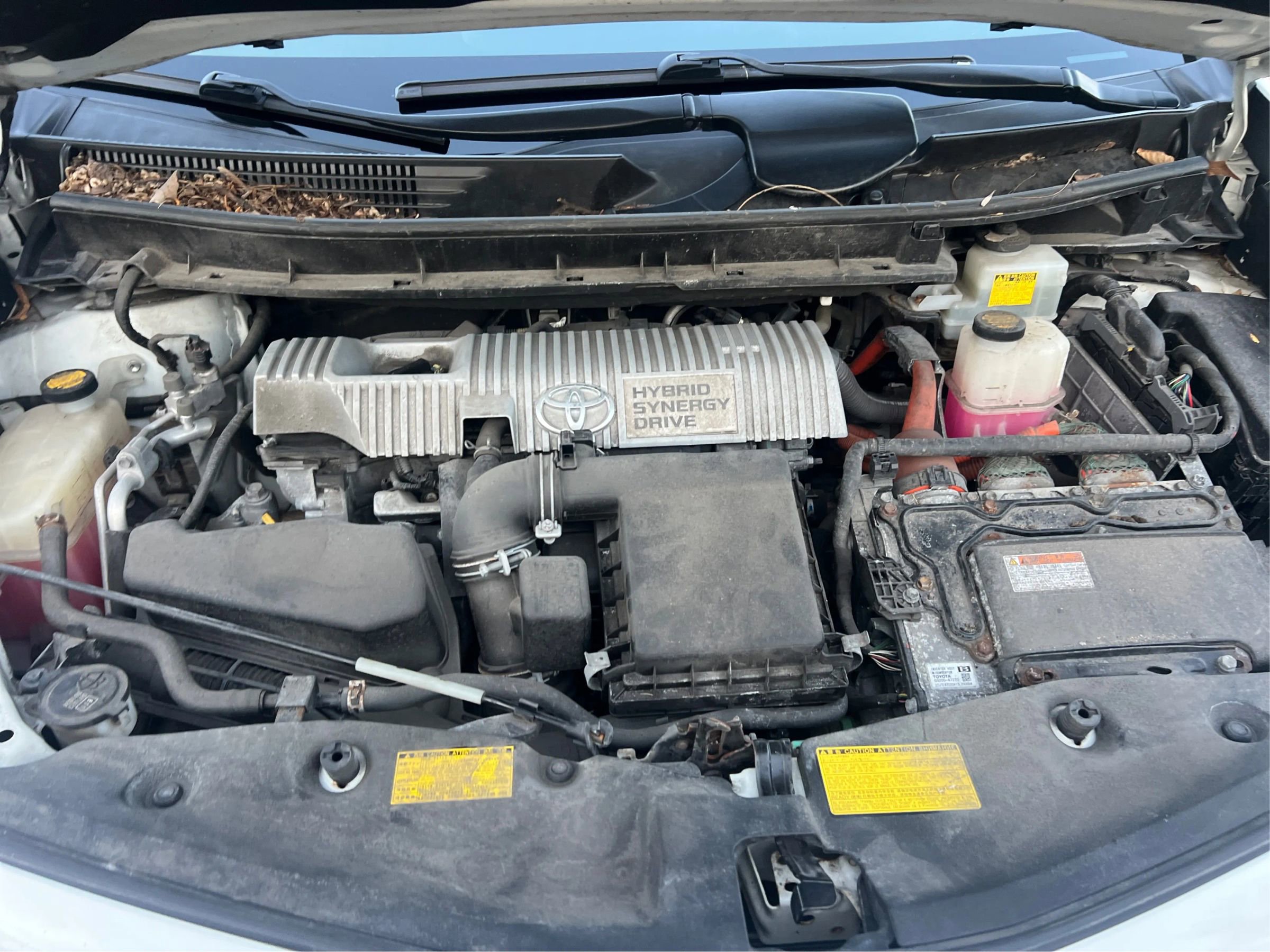 Used 2014 Toyota Prius V Three FWD image 23