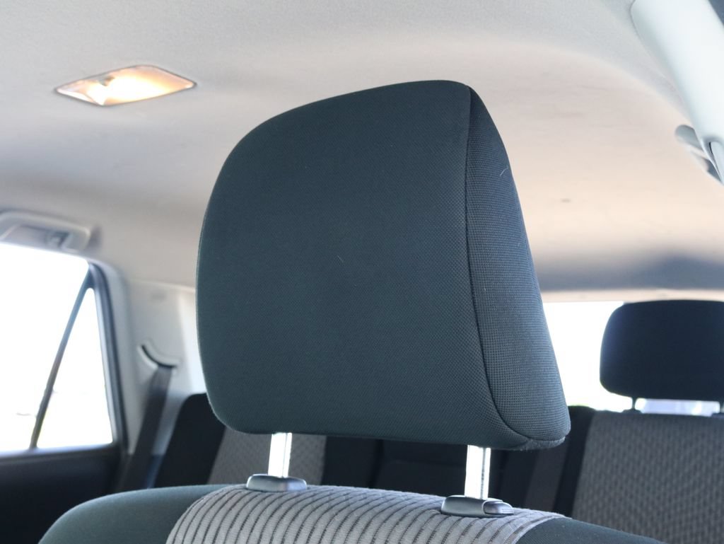 Used 2019 Toyota 4Runner SR5 AWD/4WD image 27