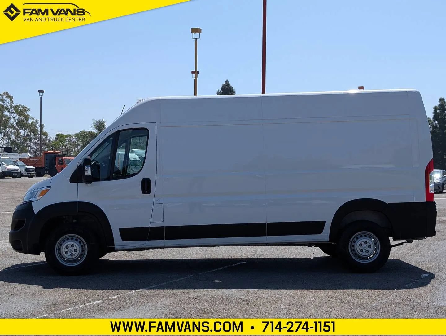 Used 2024 RAM ProMaster 2500 w/ Safety Group FWD image 4