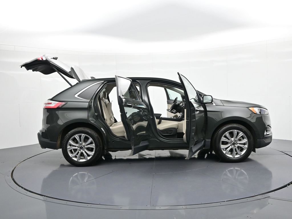 Used 2024 Ford Edge Titanium AWD/4WD image 32